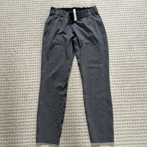 Lululemon on the fly pants size 4